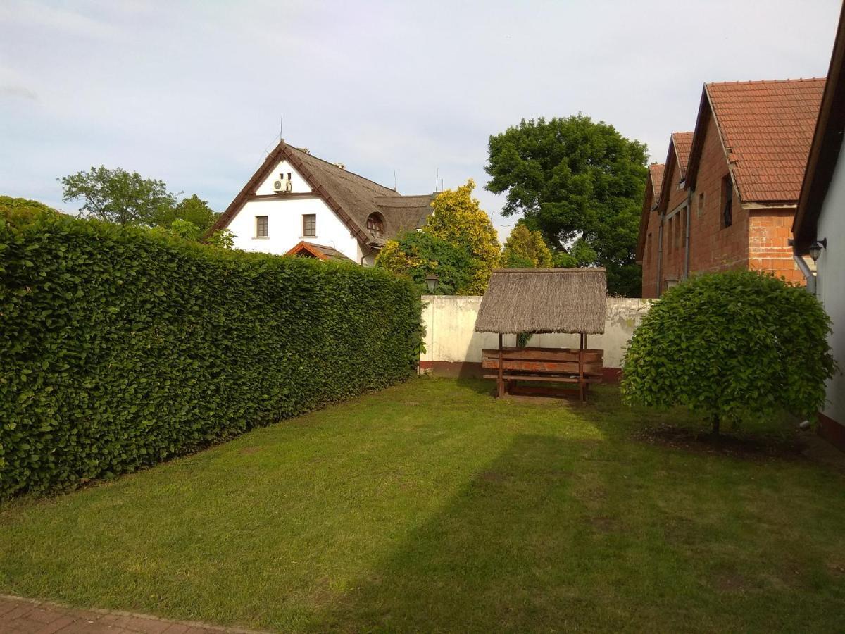 Nádas Panzió Tiszafüred Exterior foto