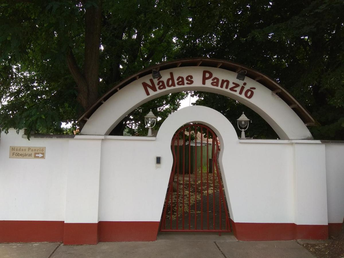Nádas Panzió Tiszafüred Exterior foto